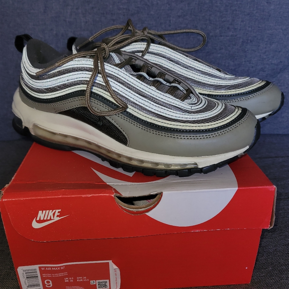 Olive green Nike Air Max 97